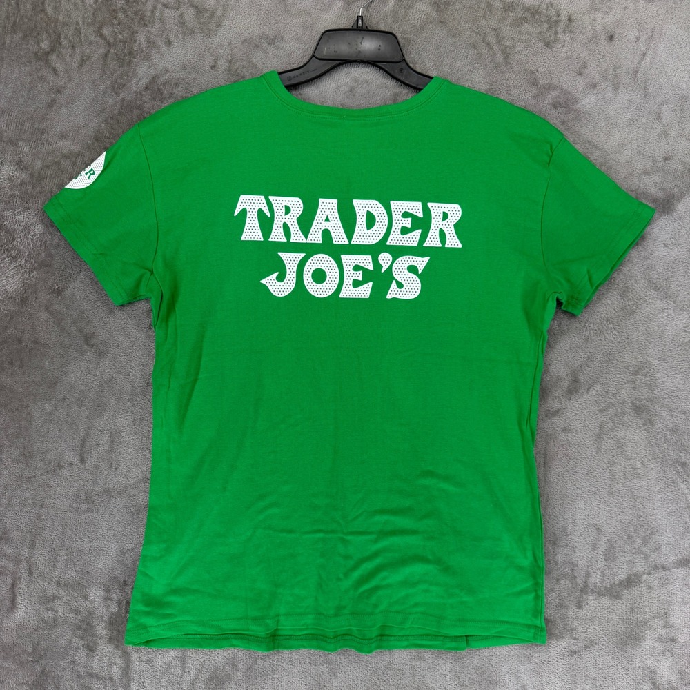 Trader Joes Mens Green Graphic T-Shirt MJ Apparel Large Cotton Short Sleeve Tee